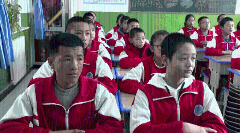 朱开国参加指导基层组织生活会